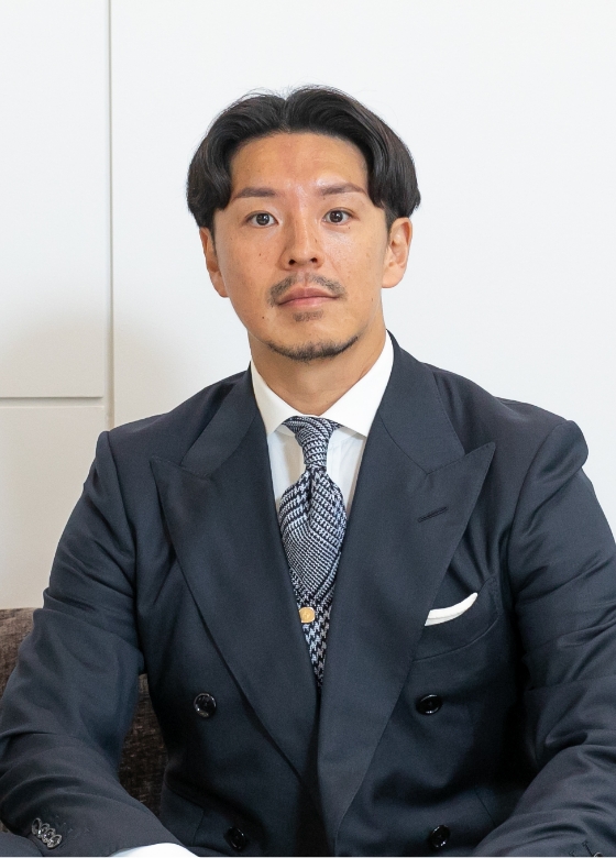 常務取締役　山中　誠也